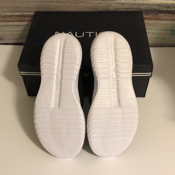 Nautica Women’s Jogger - Picture 6 of 6